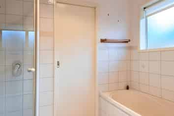 2/1 Sierra Avenue, Kamo