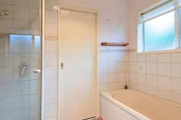 2/1 Sierra Avenue, Kamo