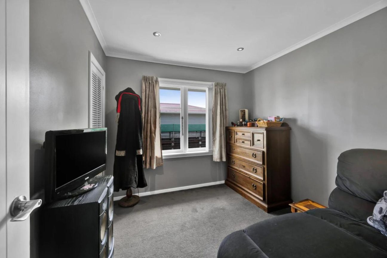 Charming 1950s 3-Bedroom Home for Rent - Mehr