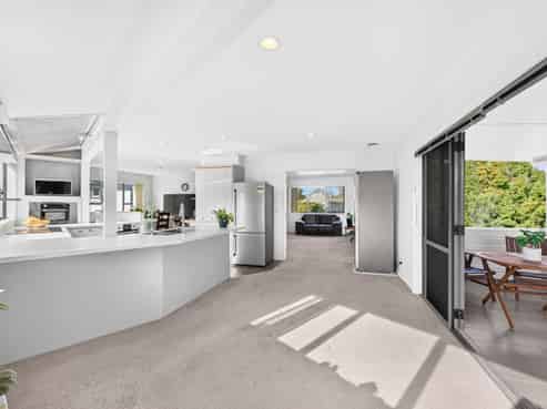 2/51 Merani Street, Belmont