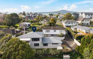 2/51 Merani Street, Belmont