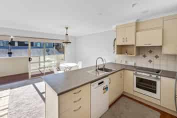 B/6 Manning Street, Hamilton Central