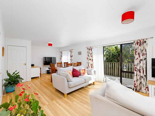 19A Pine Avenue, Henderson