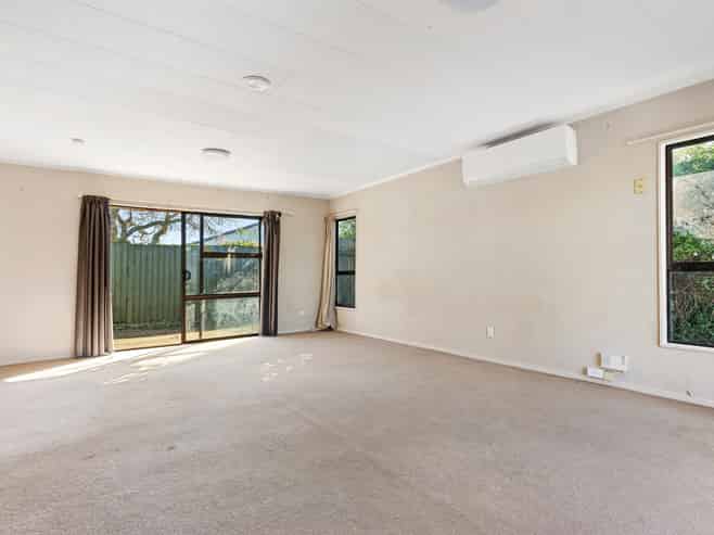 2/9 Edmund Hillary Avenue, Papakura