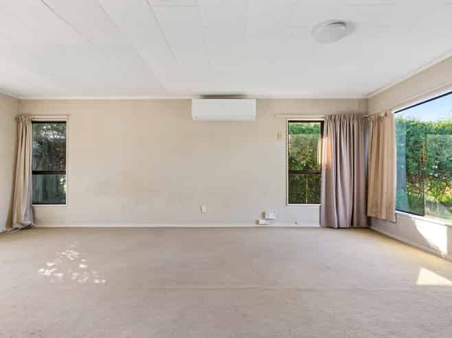 2/9 Edmund Hillary Avenue, Papakura