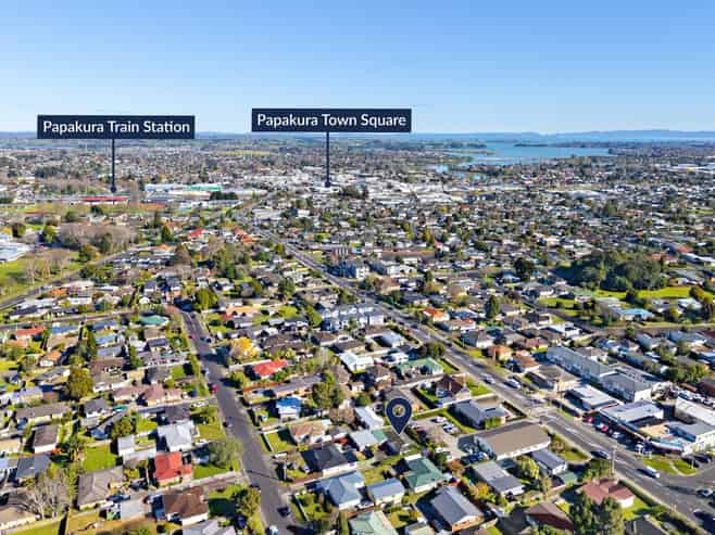 2/9 Edmund Hillary Avenue, Papakura