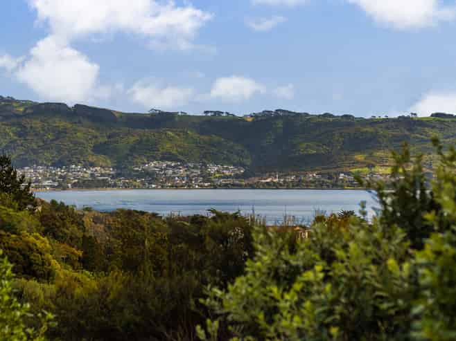 10 Spey Place, Papakowhai