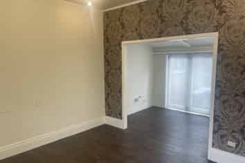 Office Space on Busy Tahunanui Drive
