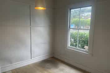 Office Space on Busy Tahunanui Drive