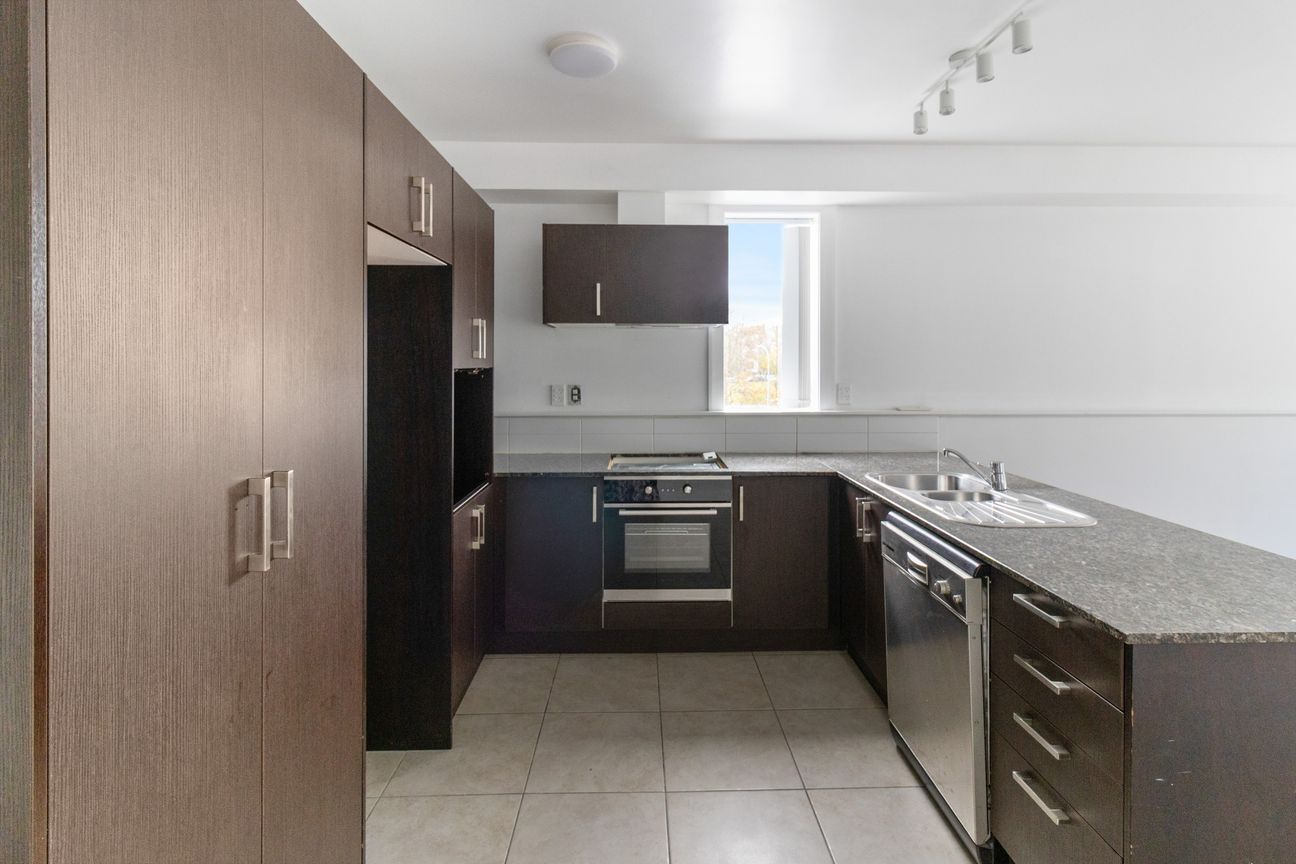 3-bedroom apartment in prime Parnell location! - Widok 2
