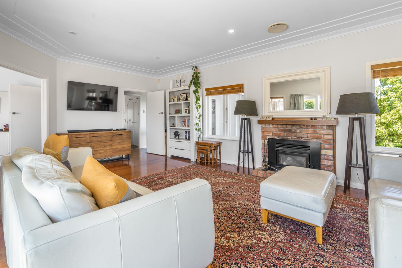 Charming Character Home on 923sqm - Ansicht 3