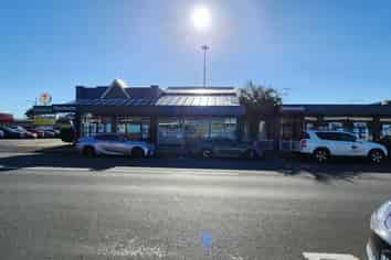 High profile office - Papakura