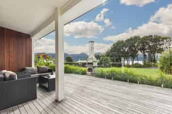 2 Ruataniwha Drive, Collingwood