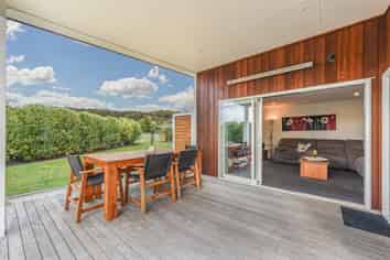 2 Ruataniwha Drive, Collingwood