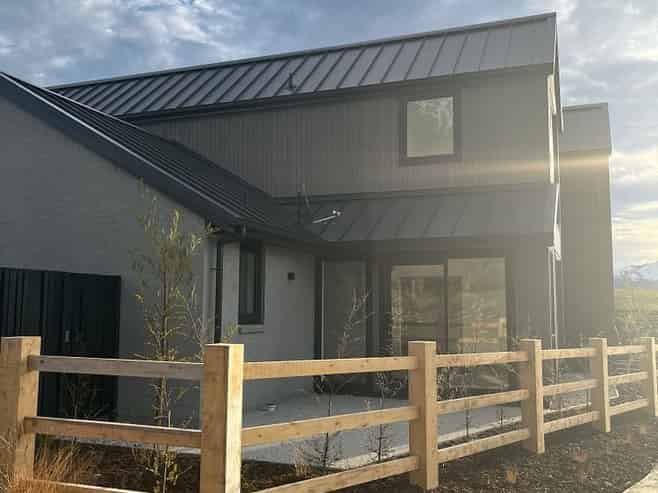 2 Inder Street, Jacks Point