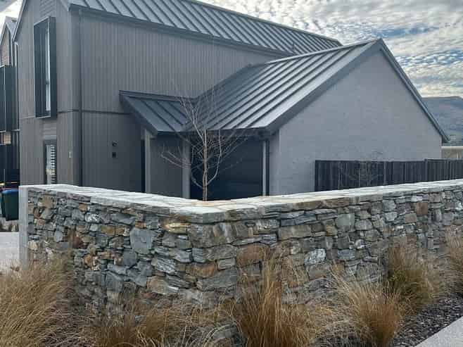 2 Inder Street, Jacks Point