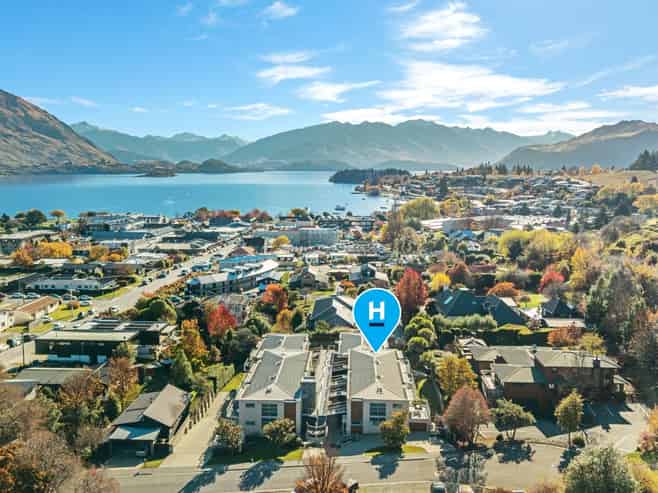 208/29 Warren Street, Wanaka