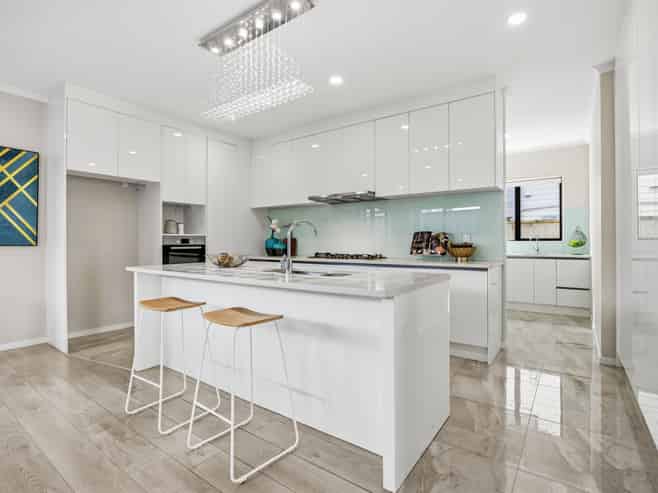 10 Ballinabreen Road, Flat Bush