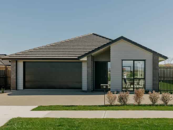 13 Springwater Drive, Feilding