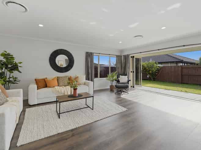 17 Blossom Grove, Papamoa