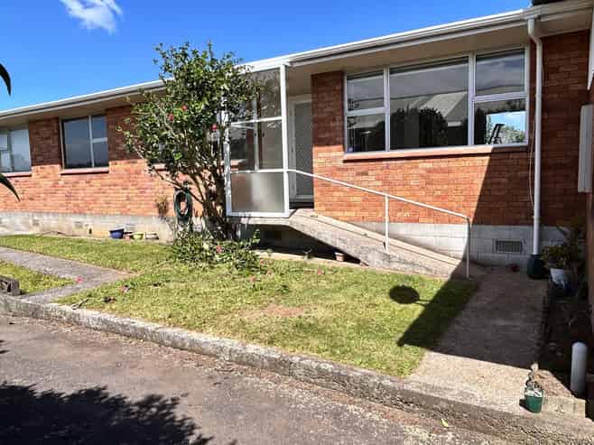 256C Courtenay Street, Strandon