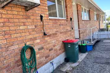 256C Courtenay Street, Strandon