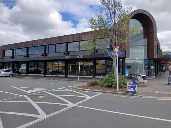 Papanui First Floor Office with 7 Carparks