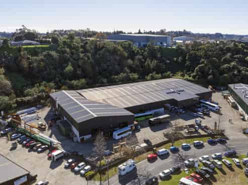 Big Building, Big Land, Long Lease