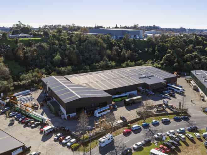 Big Building, Big Land, Long Lease