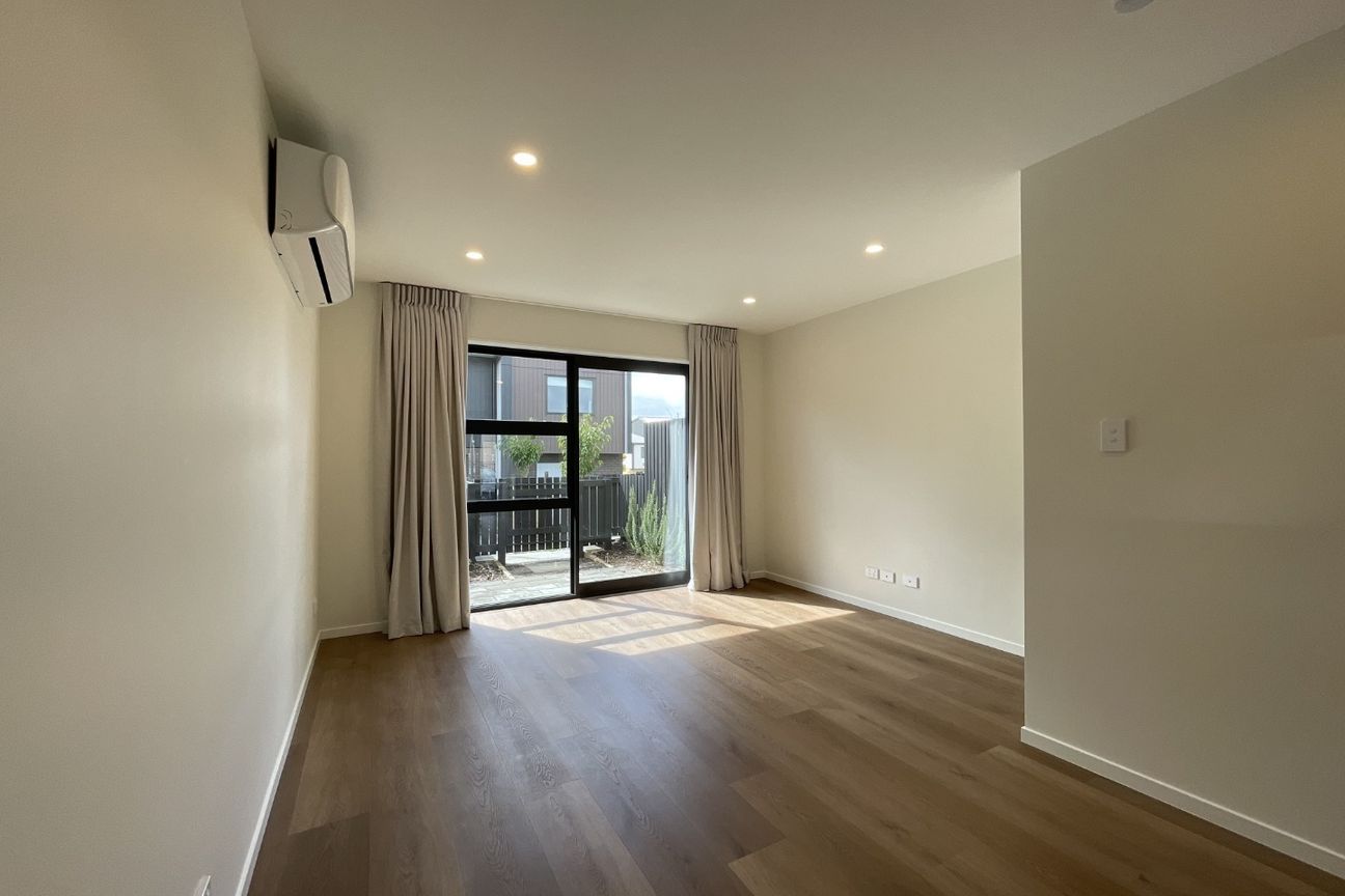Townhouse ready to move in and call home! - Widok 4