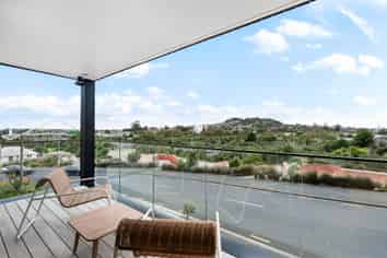 8/2 Valonia Street, New Windsor