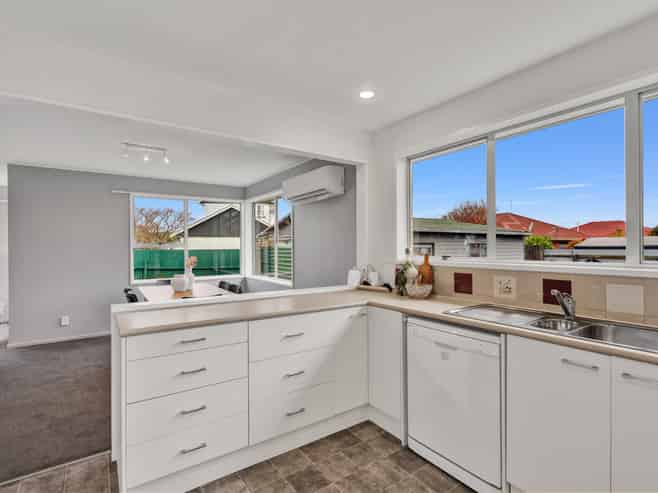 76a Englefield Road, Northwood