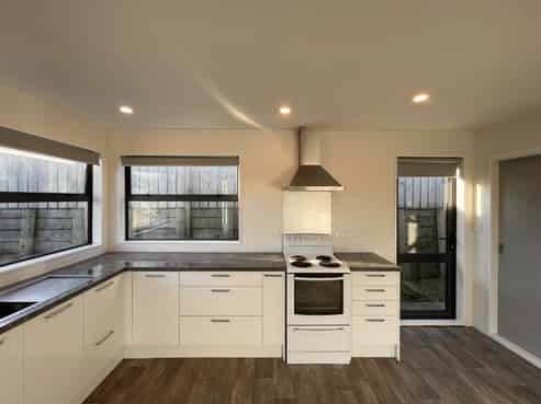 60A Stewart Drive, Newlands