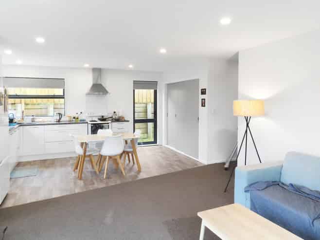 60A Stewart Drive, Newlands