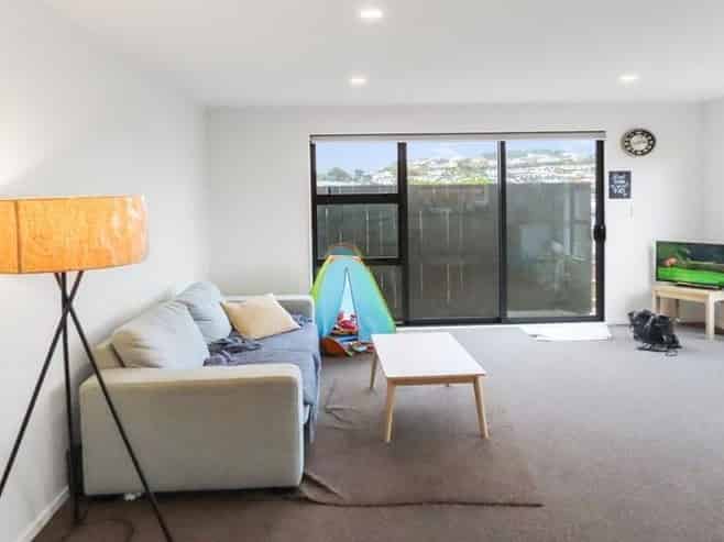60A Stewart Drive, Newlands