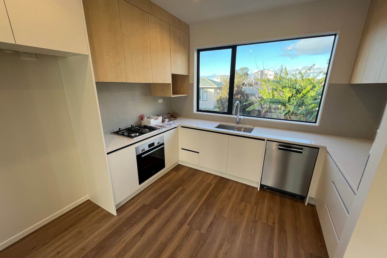 3 Bedroom House for Rent – pohled 2