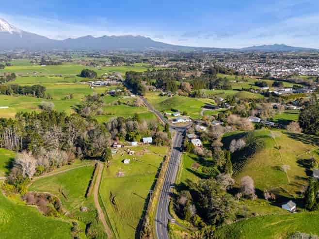 71 Tarata Road, Inglewood