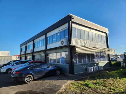Office Space with Supporting Warehouse