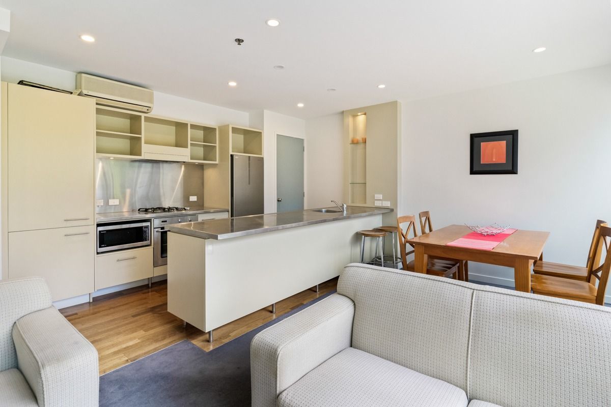 Sunny with Private Courtyard - Viaduct Point - Widok 4