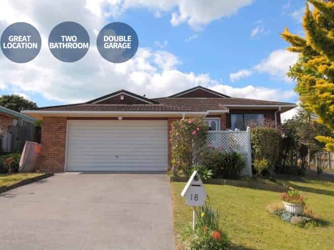 18 Pinewood Grove, Botany Downs