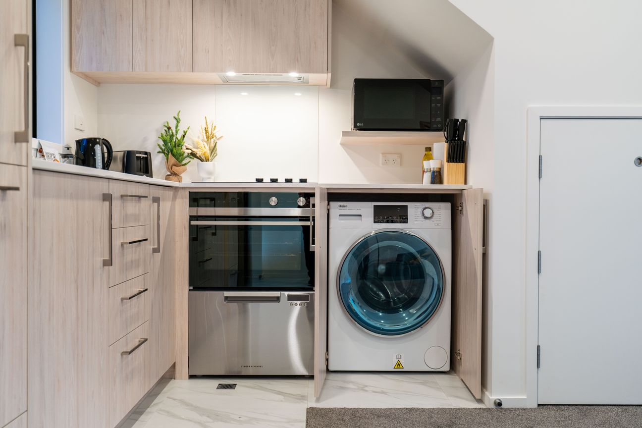 Fully Furnished CBD Apartment - Vista 4