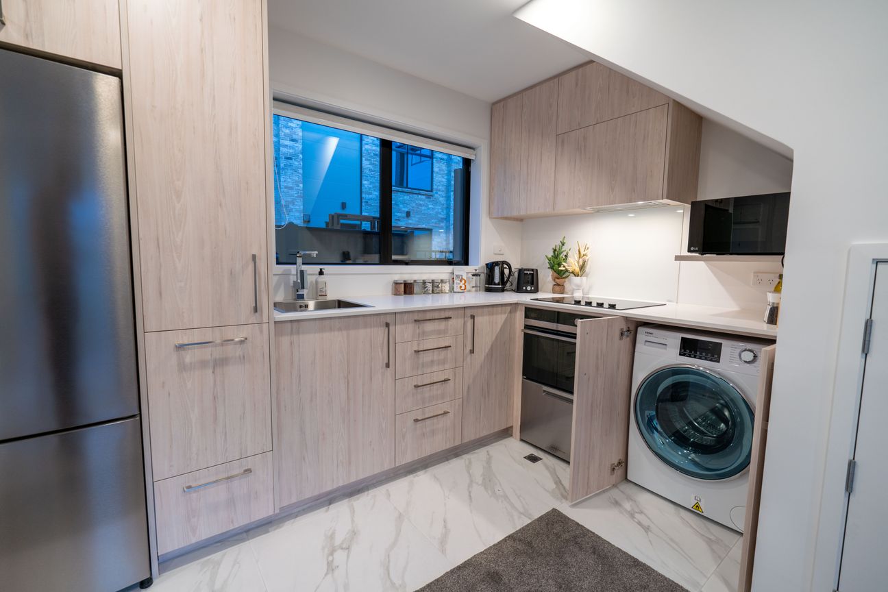 Fully Furnished CBD Apartment - Vista 5
