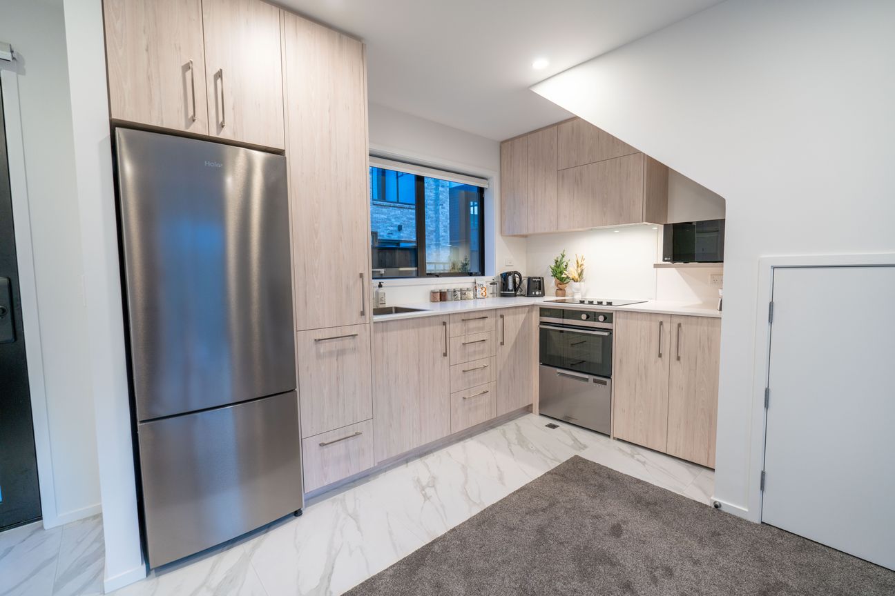 Fully Furnished CBD Apartment - Vista 3