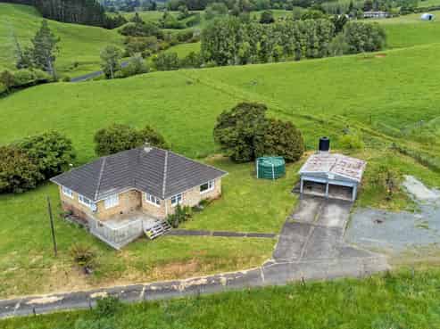 1969 Ponga Road, Hunua