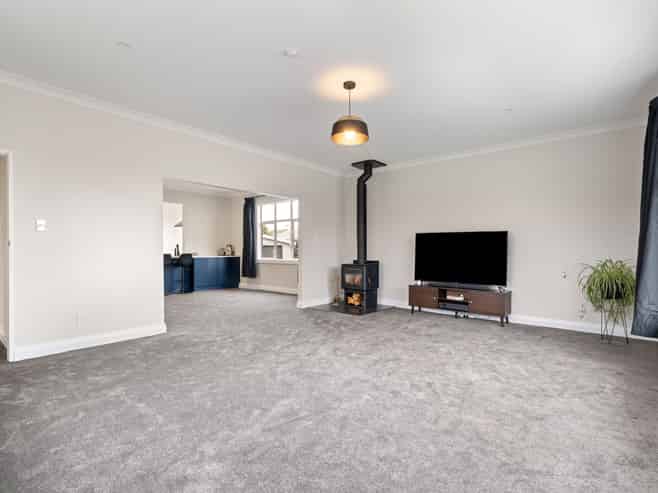 620 Pioneer Highway, HIGHBURY