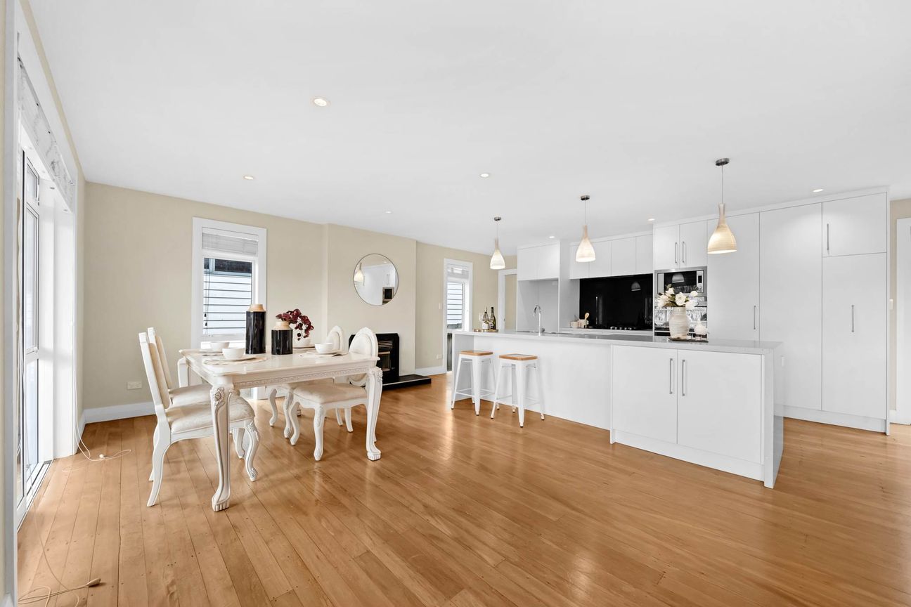 Classic Weatherboard Charm - Mehr