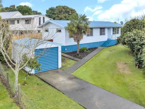 10 Gannet Place, One Tree Point