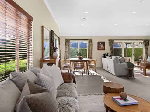 7/225 Te Mata Road, Havelock North