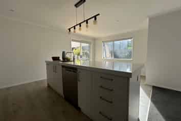 7 Harry Close, Warkworth