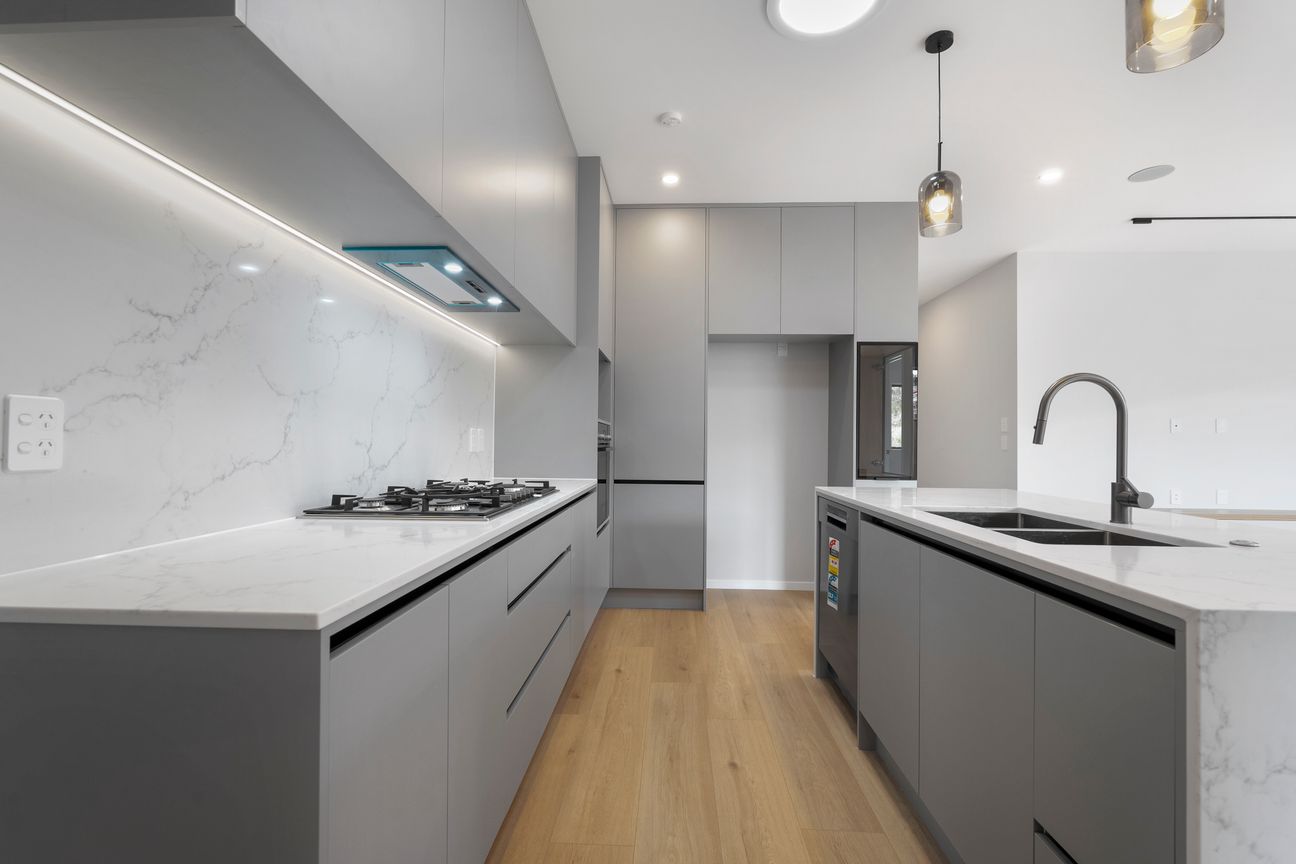 Modern Family Living Meets Exceptional Value - Ansicht 3